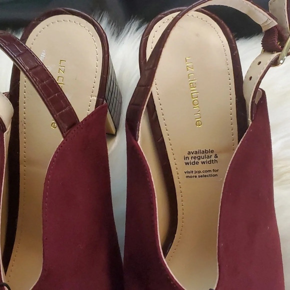 NEW Liz Claiborne Suede Like Burgundy,Gold and Textured Heel, Adjustable Buckle - Picture 3 of 15